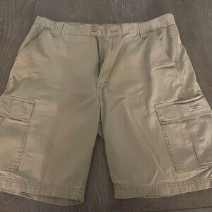 Wrangler Men's Khaki Cargo Shorts